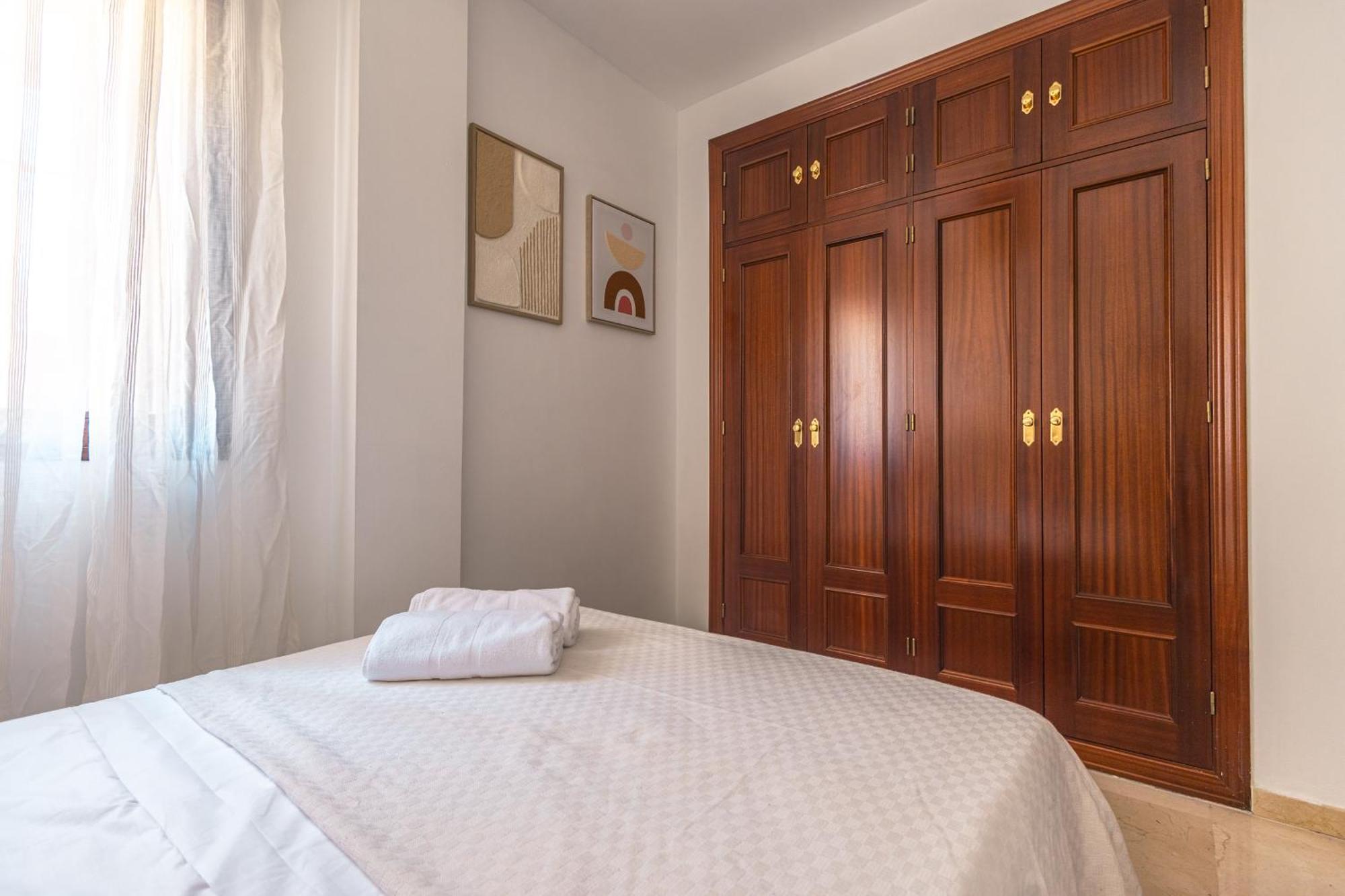 Grande Apartamento Familiar Sevilla Bagian luar foto