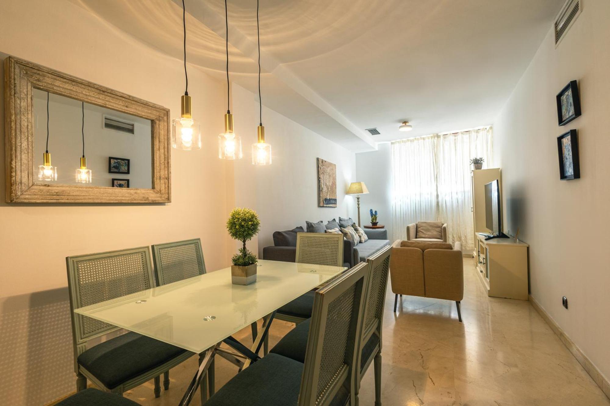 Grande Apartamento Familiar Sevilla Bagian luar foto